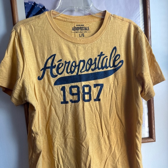 Aeropostale // yellow script logo graphic t-shirt, mens large, vintage 2000s - Picture 1 of 6